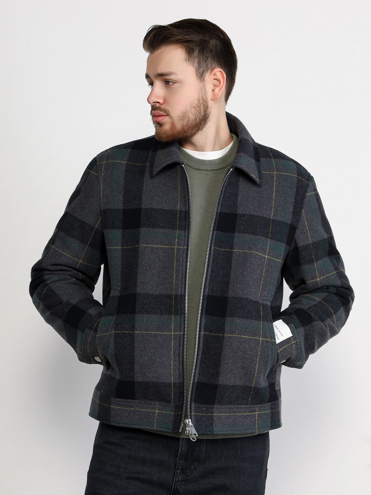 Куртка драповая темно-серого цвета в клетку